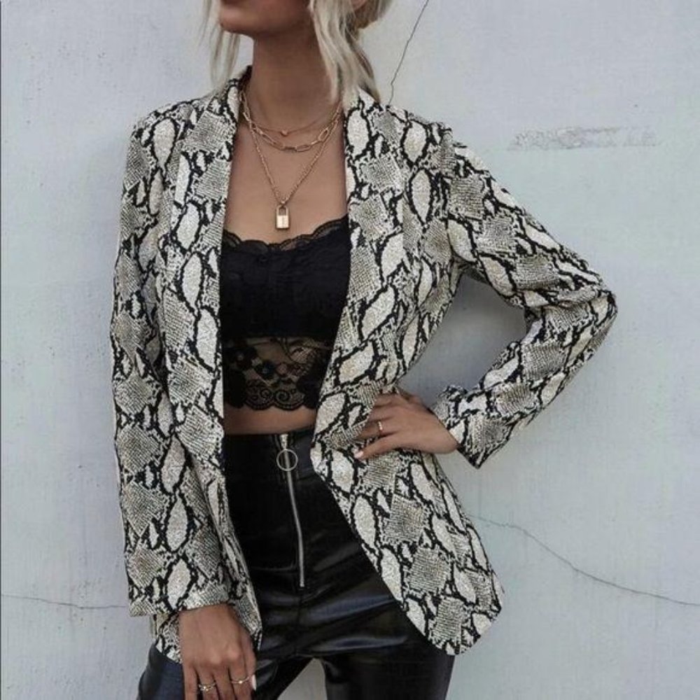Snake skin print blazer jacket minimalist business